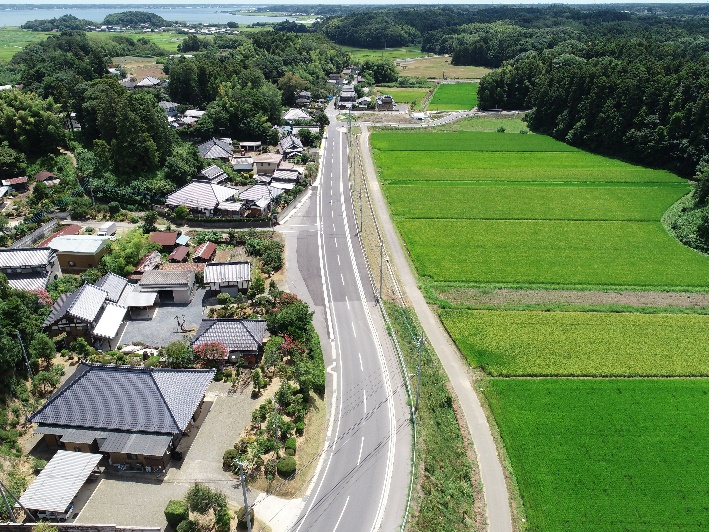 工事名：04国補地道　道路改良舗装工事　令和5年7月竣工　発注者：茨城県土浦土木事務所 完成